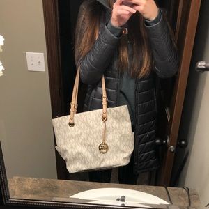 Micheal Kors Handbag White and Beige